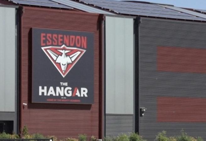 Essendon signs legend's son